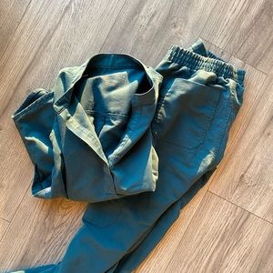 Figs scrub set in Carribean Blue